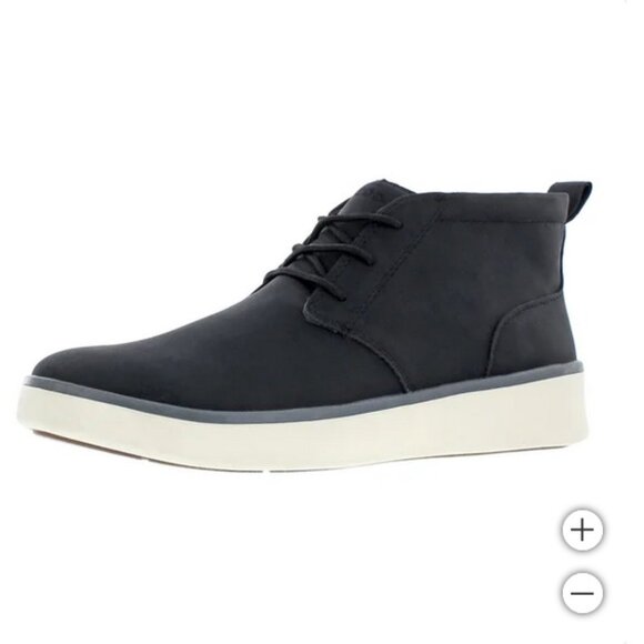 IZOD Men's Chukka Boot NIB - Picture 1 of 6